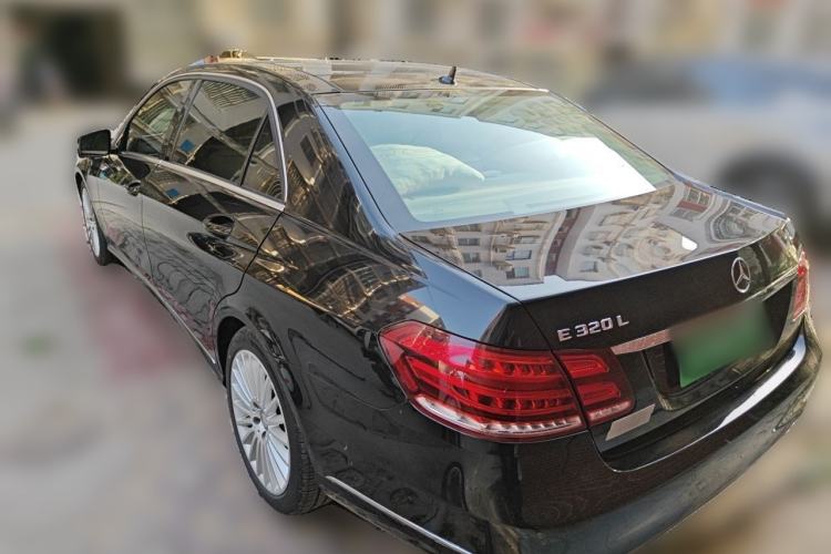 Used Mercedes-Benz E-Class 2015 Facelift E 200 L Rear Left 45 Deg