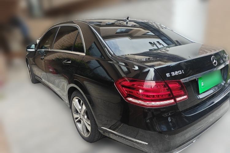 Used Mercedes-Benz E-Class 2015 E 320 L Luxury 4MATIC Rear Left 45 Deg