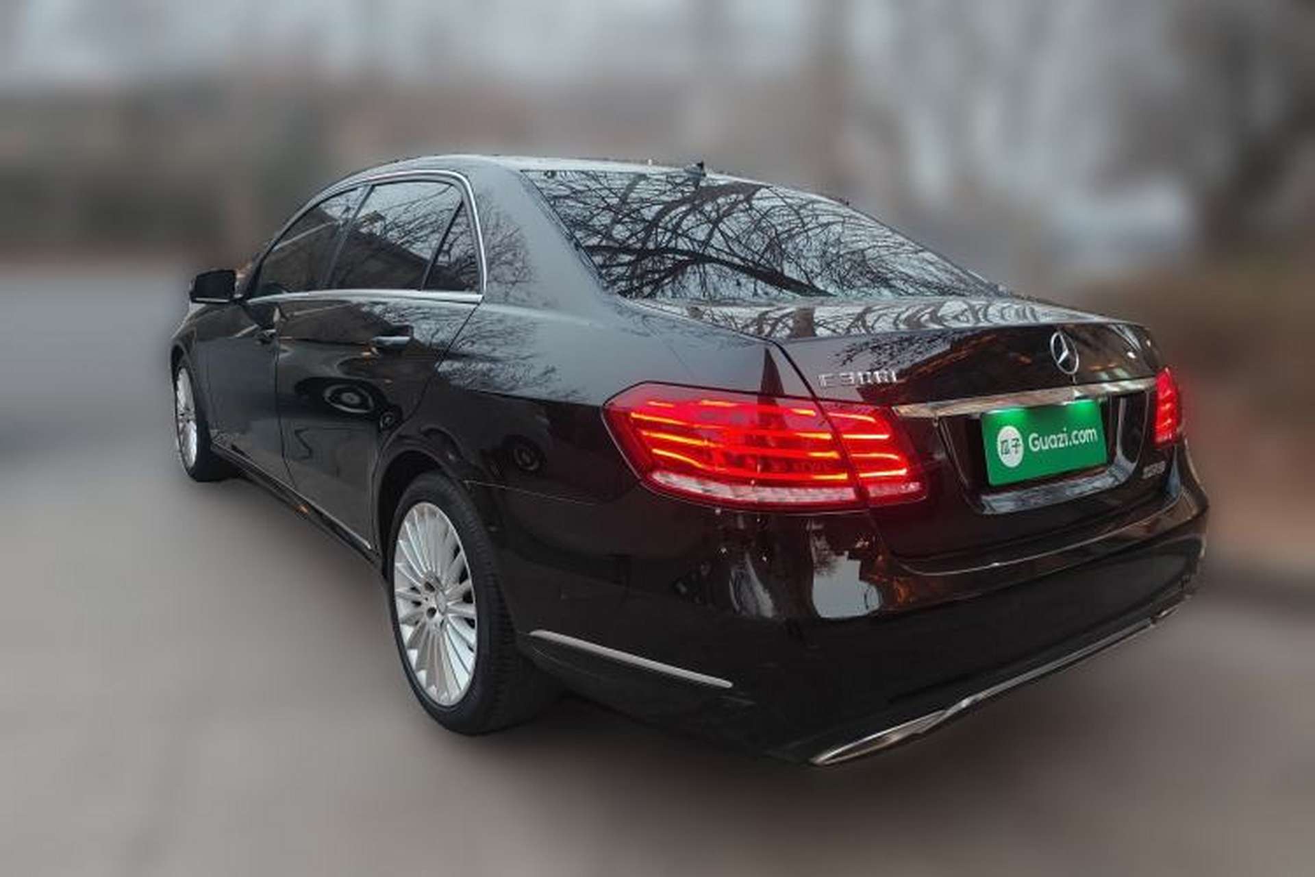 Used Mercedes-Benz E-Class 2015 Facelift E 200 L Rear Left 45 Deg