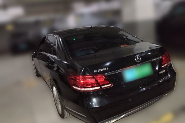 Used Mercedes-Benz E-Class 2015 Facelift E 200 L Rear Left 45 Deg