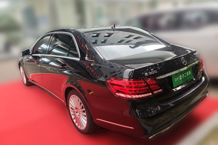 Used Mercedes-Benz E-Class 2015 E 200 L Rear Left 45 Deg