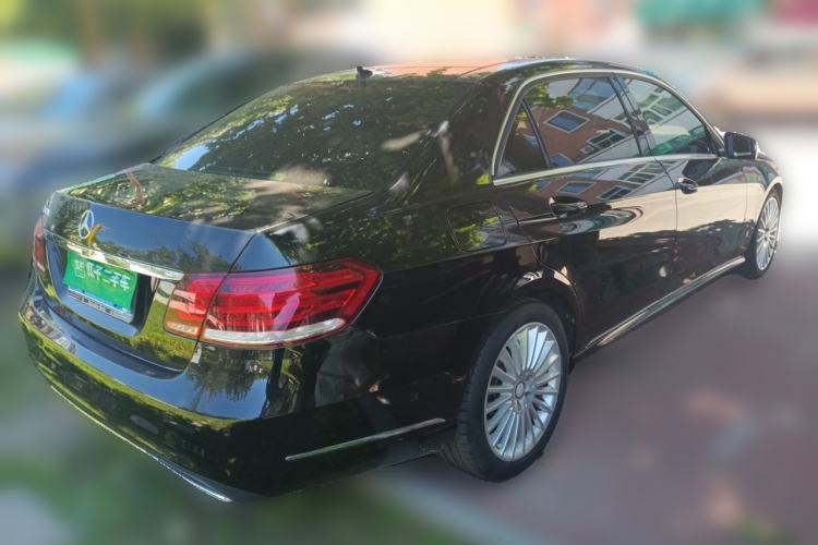 Used Mercedes-Benz E-Class 2015 E 260 L Rear Right 45 Deg