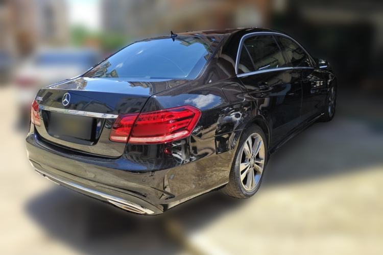 Used Mercedes-Benz E-Class 2015 Facelift E 200 L Rear Right 45 Deg