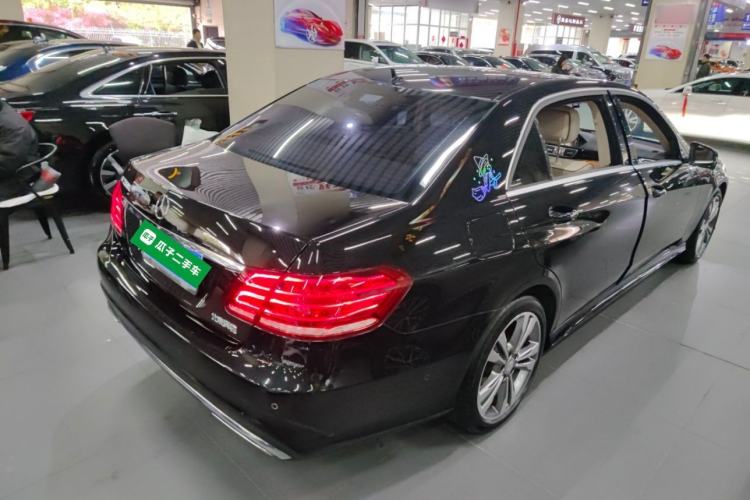 Used Mercedes-Benz E-Class 2015 Facelift E 200 L Sport Edition Rear Right 45 Deg