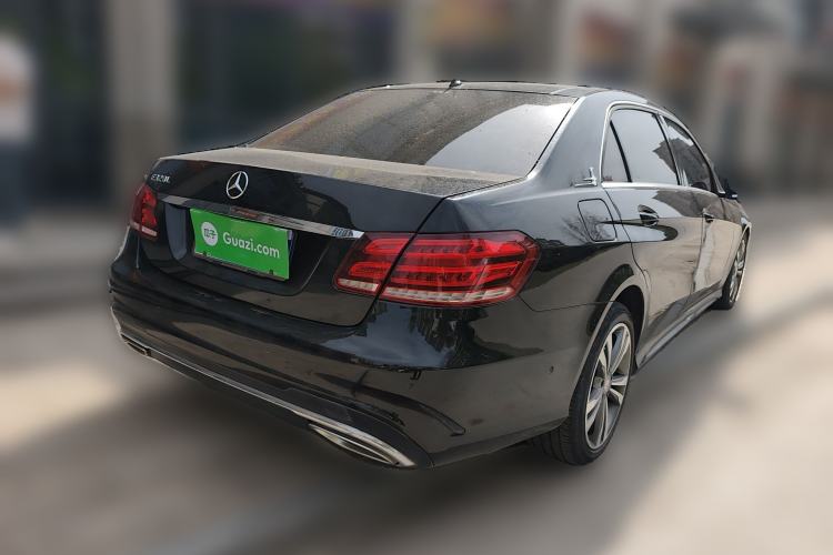 Used Mercedes-Benz E-Class 2015 E 260 L Sport & Fashion Model Rear Right 45 Deg