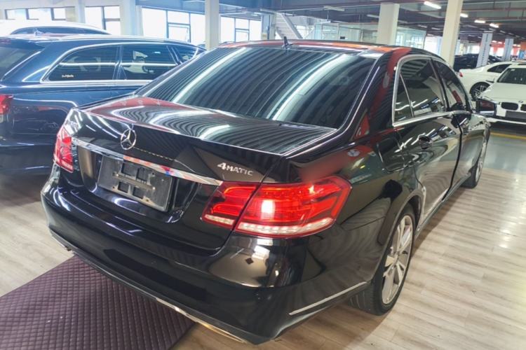 Used Mercedes-Benz E-Class 2015 E 320 L Rear Right 45 Deg