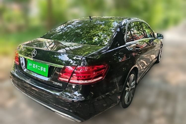 Used Mercedes-Benz E-Class 2015 E 260 L Sport & Fashion Model Rear Right 45 Deg