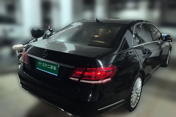 Used Mercedes-Benz E-Class 2015 Facelift E 200 L Rear Right 45 Deg