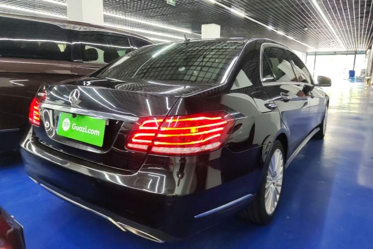 Used Mercedes-Benz E-Class 2015 Facelift E 200 L Rear Right 45 Deg