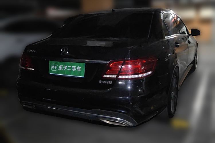 Used Mercedes-Benz E-Class 2015 E 260 L Sport & Fashion Model Rear Right 45 Deg