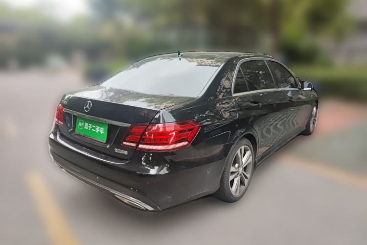 Used Mercedes-Benz E-Class 2015 E 260 L Sport & Fashion Model Rear Right 45 Deg