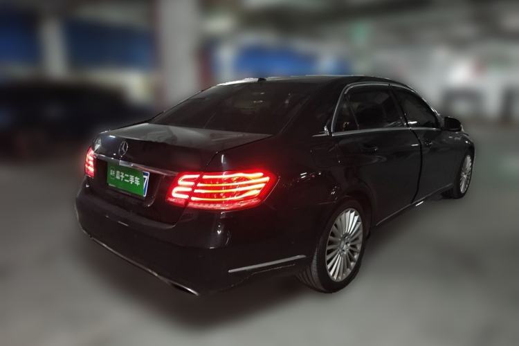 Used Mercedes-Benz E-Class 2015 E 200 L Rear Right 45 Deg