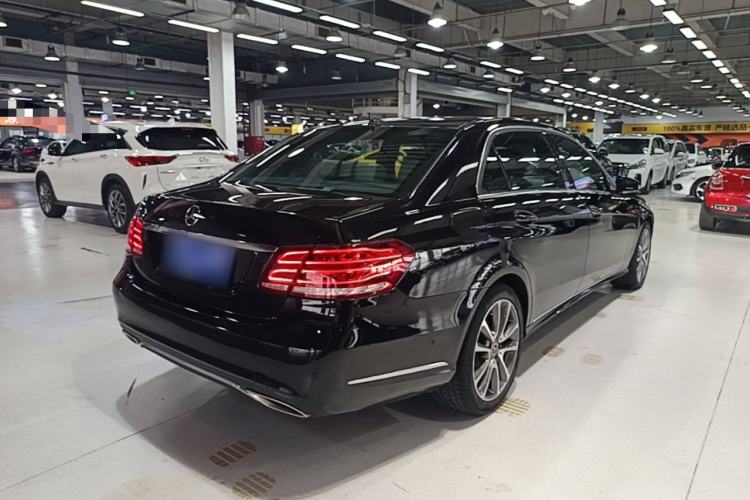 Used Mercedes-Benz E-Class 2015 Facelift E 200 L Rear Right 45 Deg
