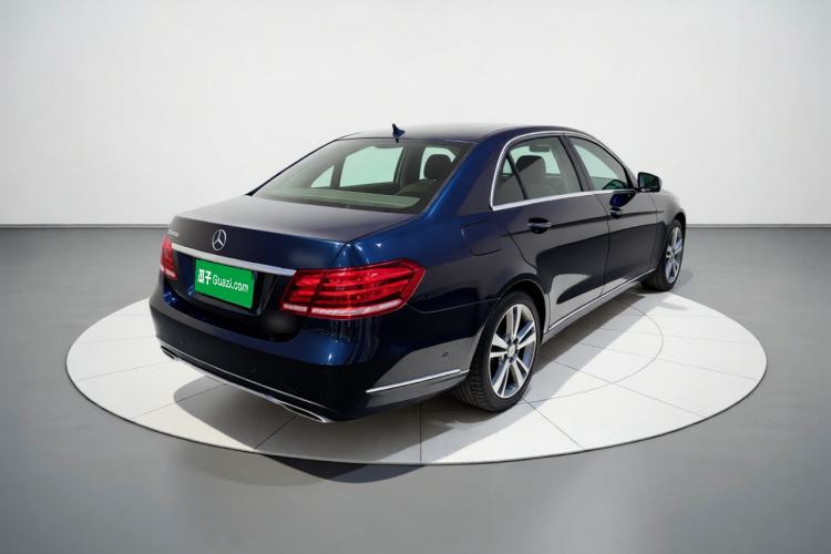 Used Mercedes-Benz E-Class 2015 E 320 L 4MATIC Rear Right 45 Deg