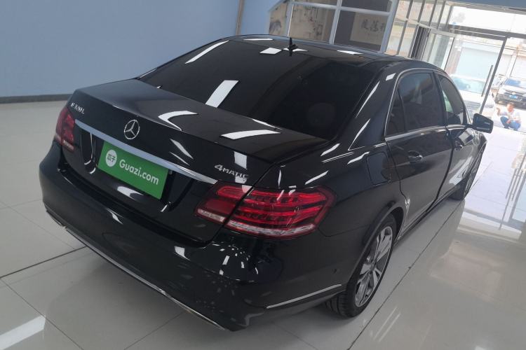 Used Mercedes-Benz E-Class 2015 E 320 L 4MATIC Rear Right 45 Deg