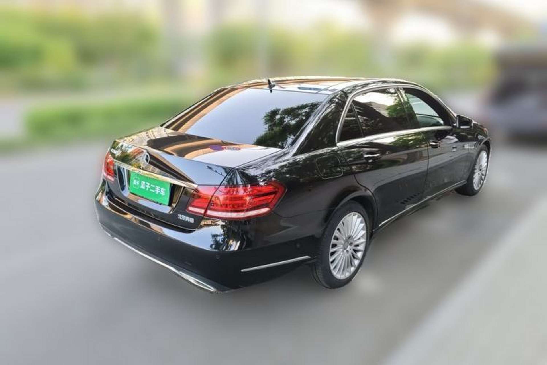 Used Mercedes-Benz E-Class 2015 E 260 L Rear Right 45 Deg