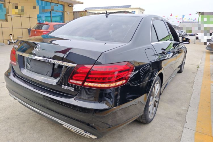 Used Mercedes-Benz E-Class 2015 Facelift E 200 L Sport Edition Rear Right 45 Deg