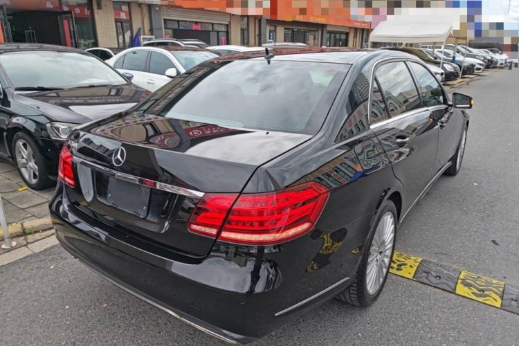 Used Mercedes-Benz E-Class 2015 Facelift E 200 L Rear Right 45 Deg