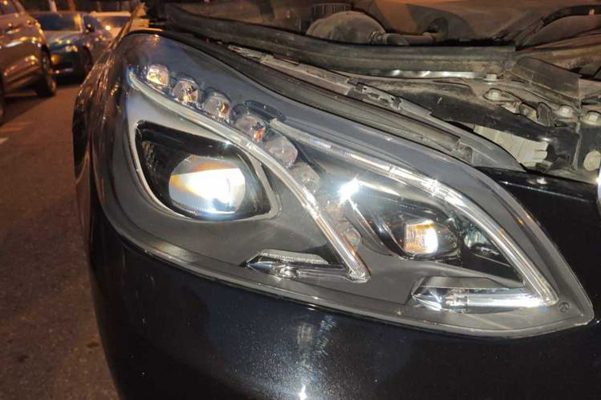 Used Mercedes-Benz E-Class 2015 Facelift E 260 L Luxury Edition Right Front Headlight