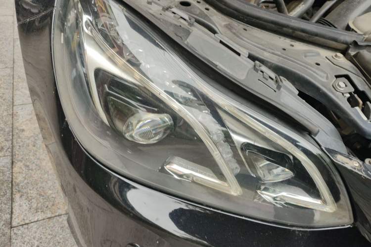 Used Mercedes-Benz E-Class 2015 E 260 L Sport Luxury Model Right Front Headlight