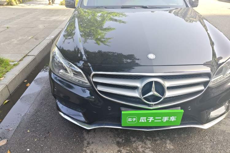 Used Mercedes-Benz E-Class 2015 E 260 L Sport & Fashion Model Right Front Headlight