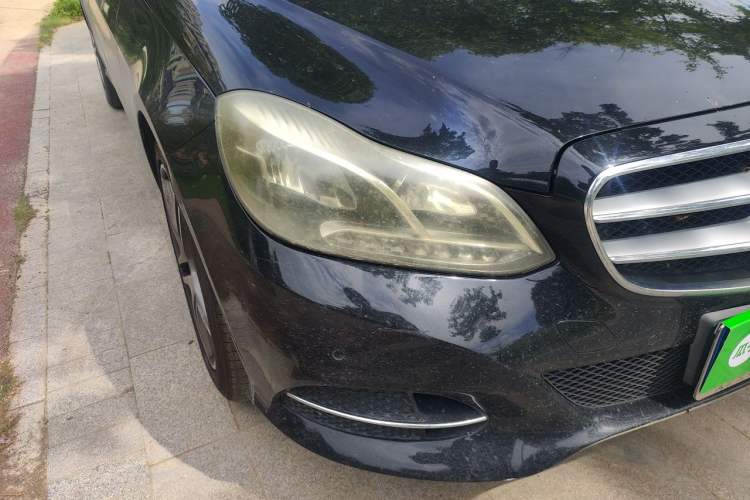 Used Mercedes-Benz E-Class 2015 Revised E 180 L Sport Edition Right Front Headlight
