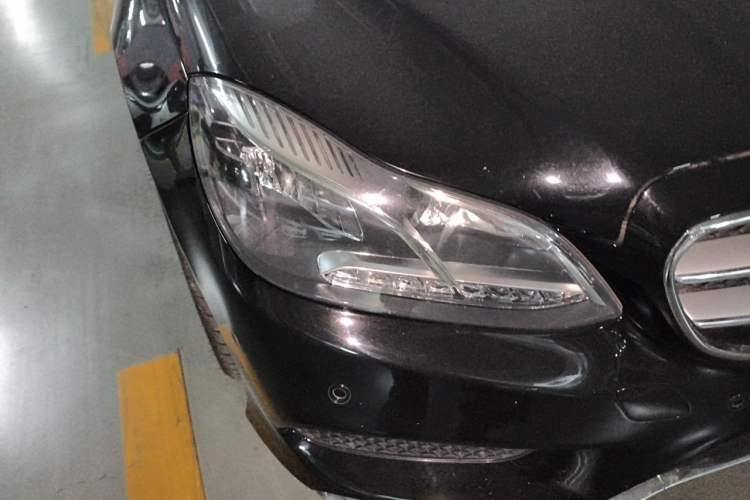 Used Mercedes-Benz E-Class 2015 Restyled E 260 L Sport Edition Right Front Headlight