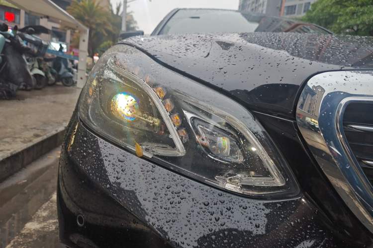 Used Mercedes-Benz E-Class 2015 E 320 L 4MATIC Right Front Headlight