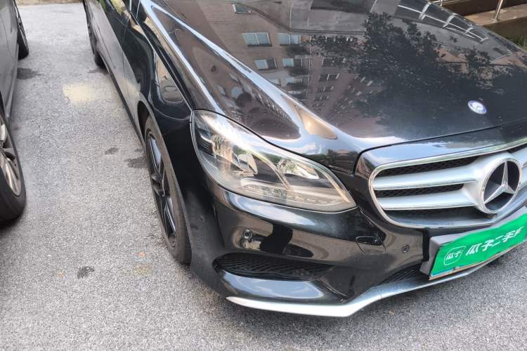 Used Mercedes-Benz E-Class 2015 Restyled E 260 L Sport Edition Right Front Headlight