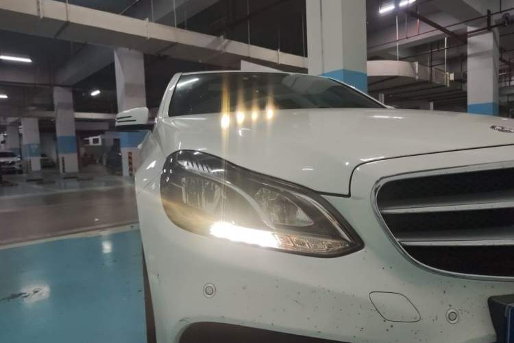 Used Mercedes-Benz E-Class 2015 E 260 L Sport Edition Right Front Headlight