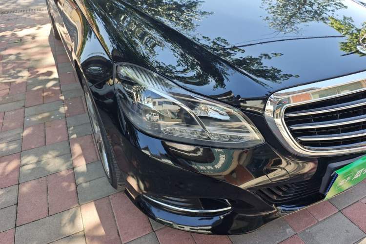 Used Mercedes-Benz E-Class 2015 E 320 L 4MATIC Right Front Headlight