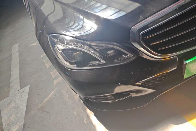 Used Mercedes-Benz E-Class 2015 E 260 L Luxury Model Right Front Headlight