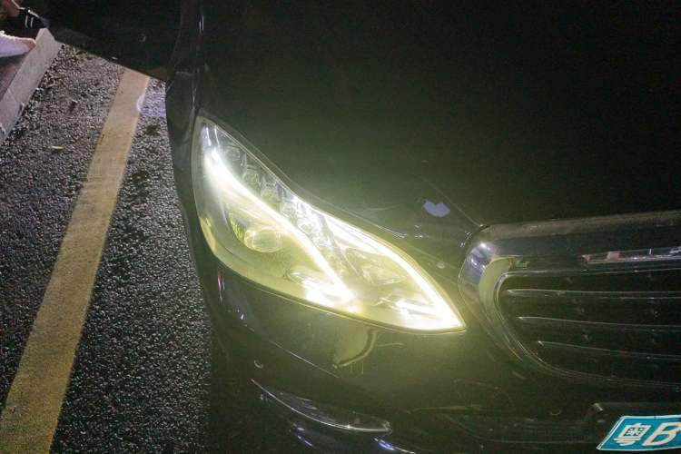 Used Mercedes-Benz E-Class 2015 E 400 L Hybrid Right Front Headlight