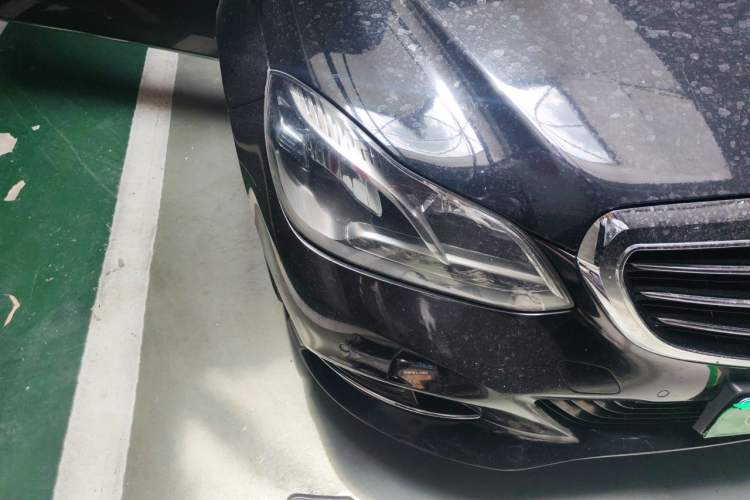 Used Mercedes-Benz E-Class 2015 E 200 L Right Front Headlight