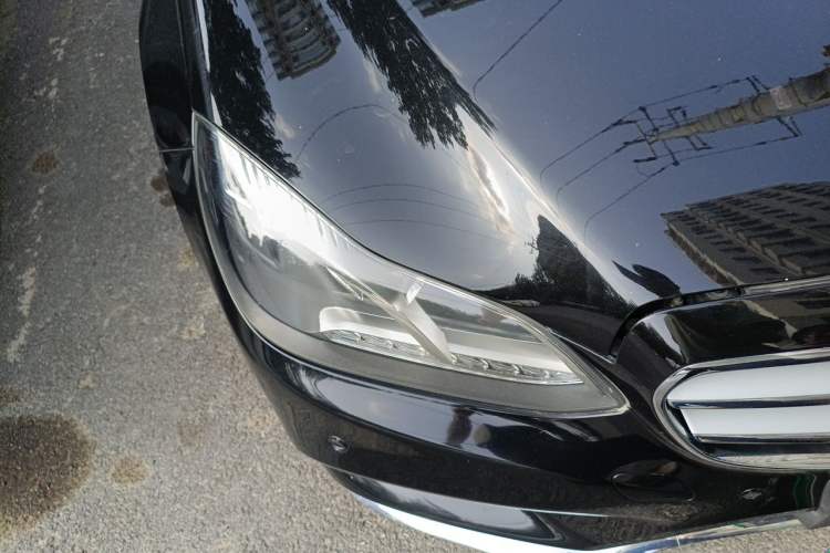 Used Mercedes-Benz E-Class 2015 E 200 L Sport Edition Right Front Headlight
