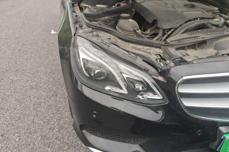 Used Mercedes-Benz E-Class 2015 E 260 L Sport Edition Right Front Headlight