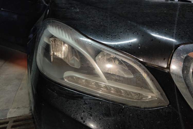 Used Mercedes-Benz E-Class 2015 E 200 L Right Front Headlight