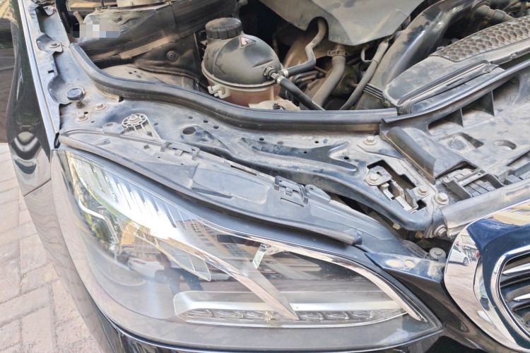 Used Mercedes-Benz E-Class 2015 Facelift E 200 L Right Front Headlight