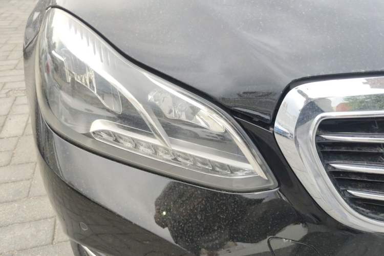 Used Mercedes-Benz E-Class 2015 E 320 L 4MATIC Right Front Headlight