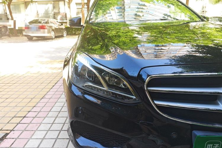 Used Mercedes-Benz E-Class 2015 E 260 L Sport Edition Right Front Headlight