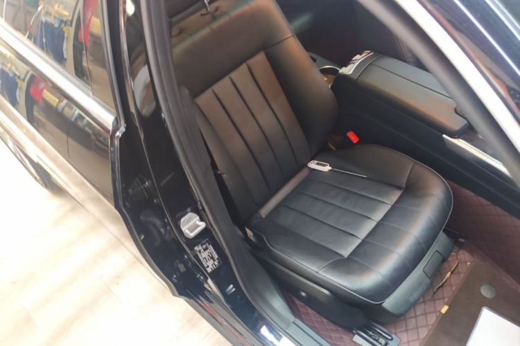 Used Mercedes-Benz E-Class 2015 E 320 L Right Front Seat