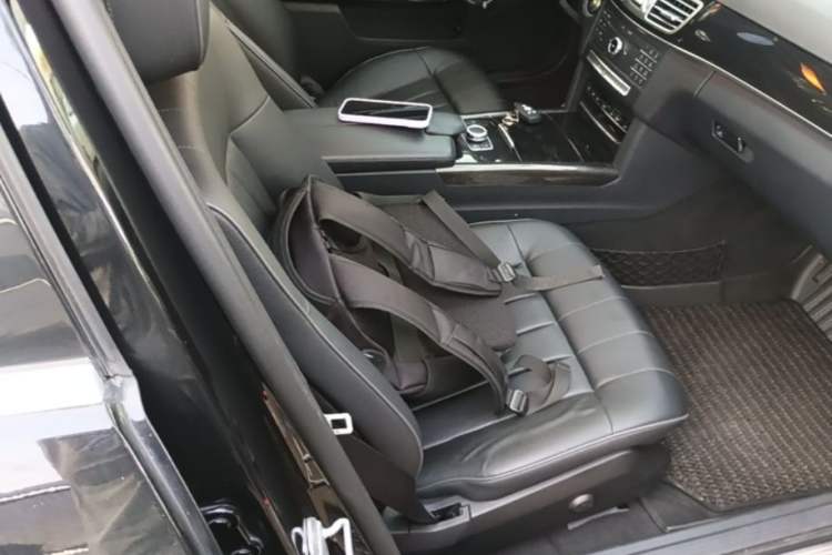 Used Mercedes-Benz E-Class 2015 Restyled E 260 L Sport Edition Right Front Seat