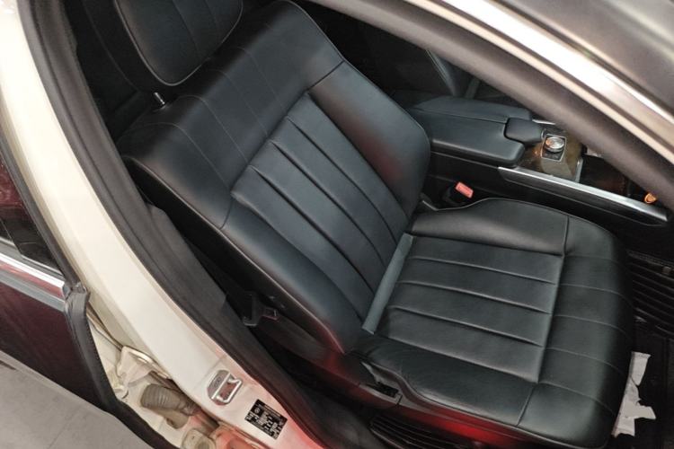 Used Mercedes-Benz E-Class 2015 E 200 L Right Front Seat