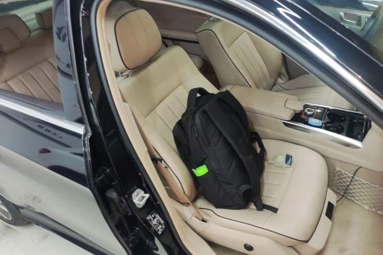 Used Mercedes-Benz E-Class 2015 Restyled E 260 L Sport Edition Right Front Seat