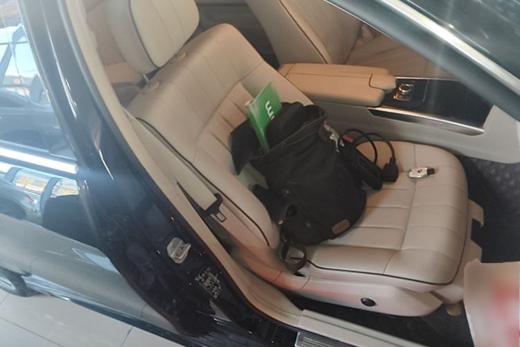Used Mercedes-Benz E-Class 2015 Restyled E 260 L Sport Edition Right Front Seat
