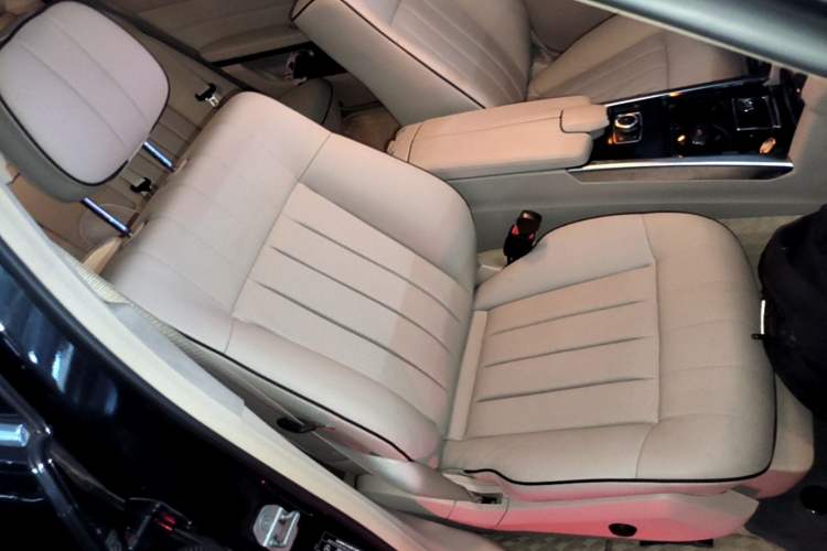 Used Mercedes-Benz E-Class 2015 Restyled E 260 L Sport Edition Right Front Seat