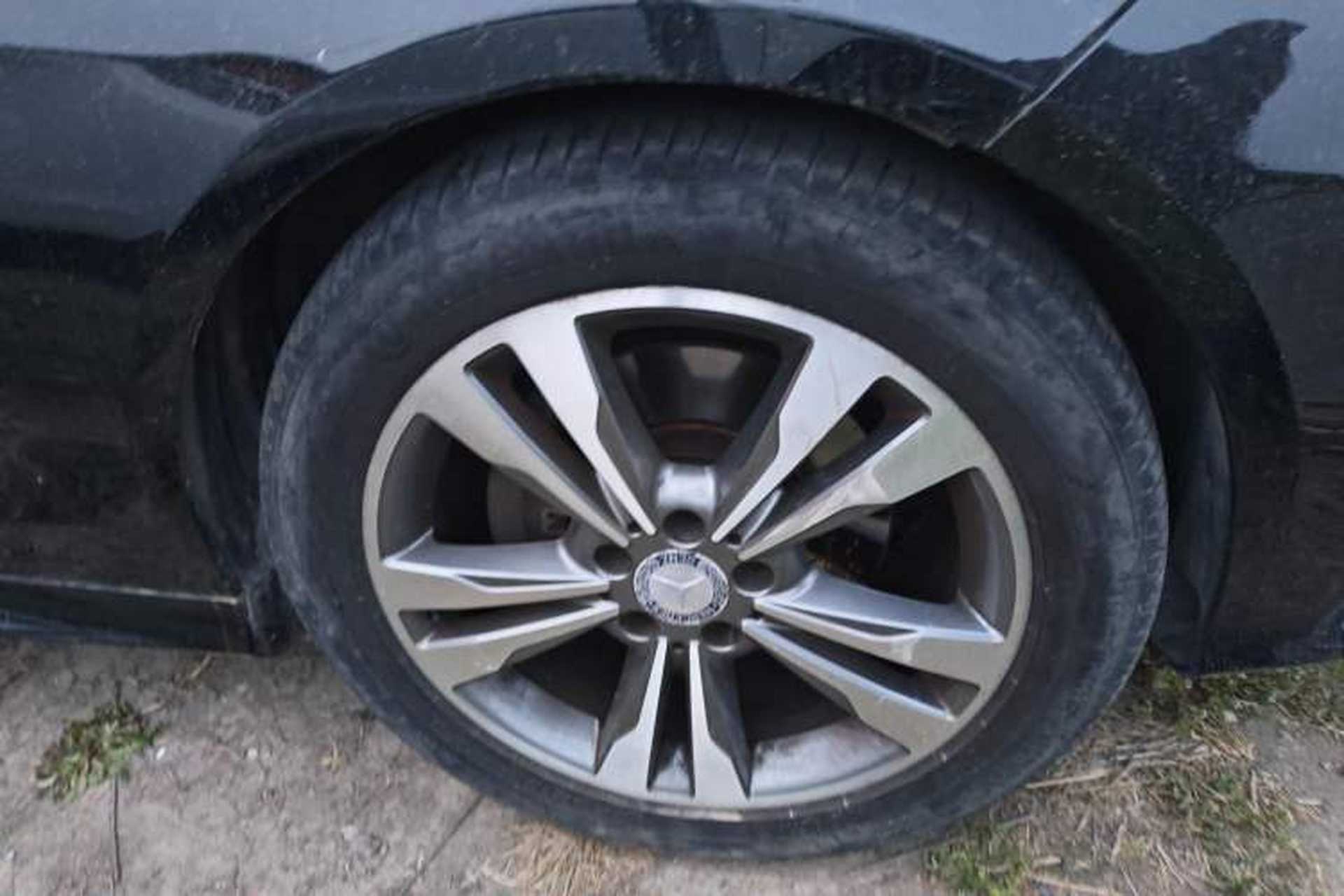 Used Mercedes-Benz E-Class 2015 E 260 L Sport Edition Right Front Wheel Hub