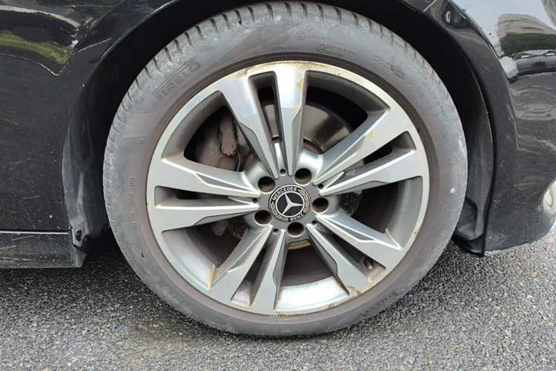 Used Mercedes-Benz E-Class 2015 Restyled E 260 L Sport Edition Right Front Wheel Hub