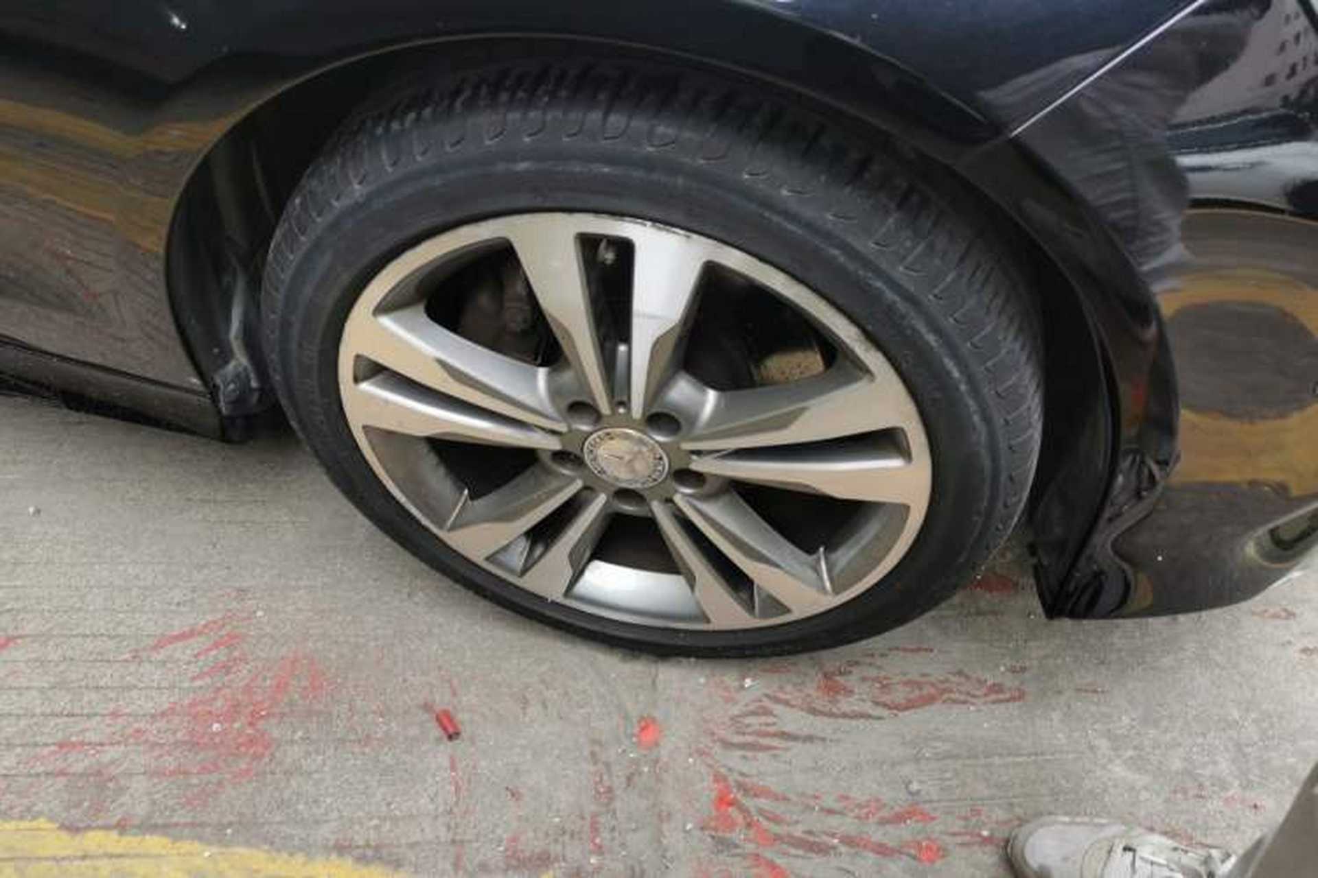 Used Mercedes-Benz E-Class 2015 Revised E 260 L Sporty and Stylish Edition Right Front Wheel Hub