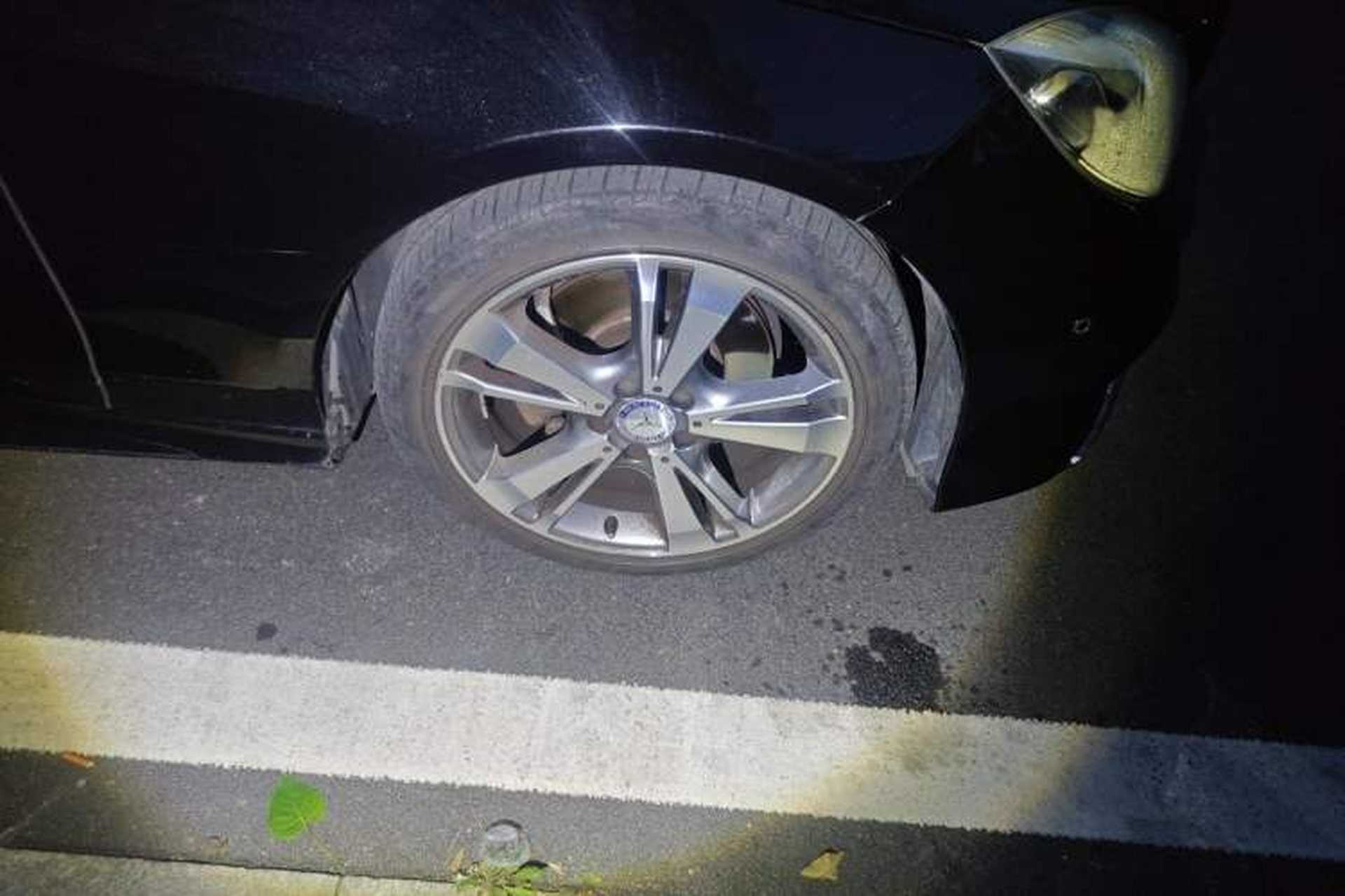Used Mercedes-Benz E-Class 2015 E 320 L Sport 4MATIC Right Front Wheel Hub